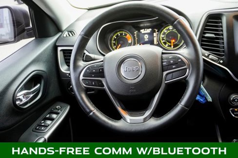 Used 2019 Jeep Cherokee Sport w/ Cold Weather Group image 9