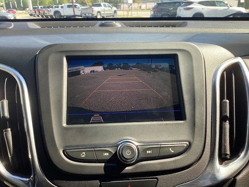 Used 2020 Chevrolet Equinox LT image 23