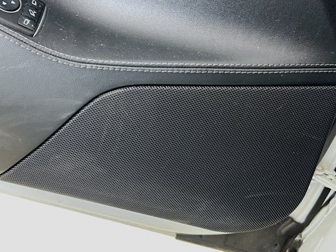 Used 2014 Tesla Model S 60 image 19
