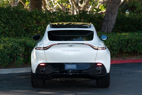 Used 2021 Aston Martin DBX image 6