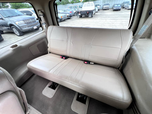 Used 2002 Ford Expedition Eddie Bauer image 37