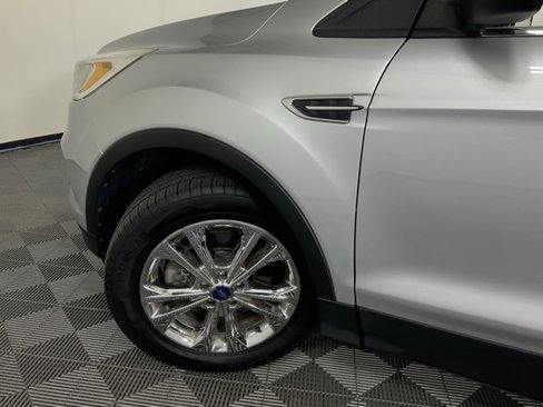 Used 2017 Ford Escape SE image 36