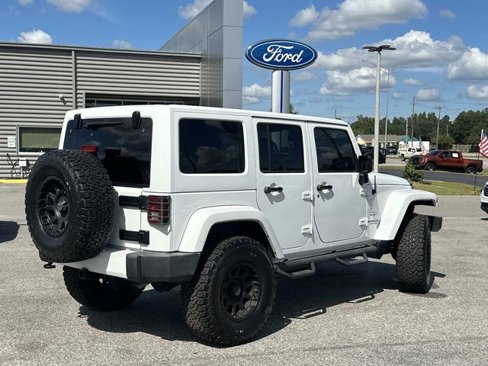 Used 2016 Jeep Wrangler Unlimited Sahara image 6