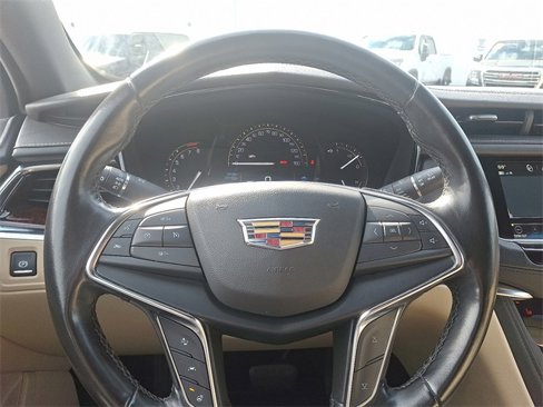 Used 2019 Cadillac XT5 Luxury image 20