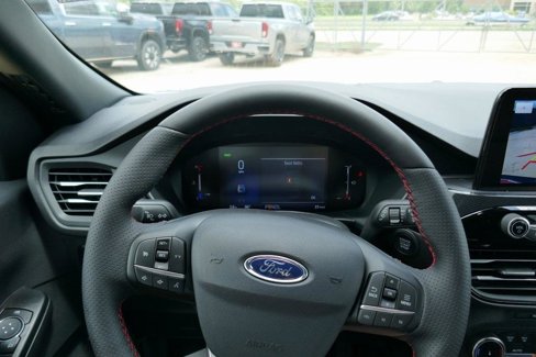 New 2025 Ford Escape ST-Line Elite image 19