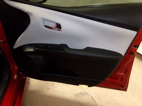 Used 2018 Toyota Prius Two image 7