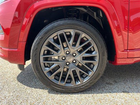 Certified 2022 Jeep Compass Limited image 49