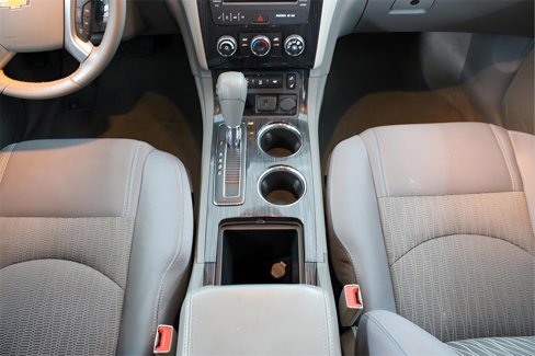 Used 2016 Chevrolet Traverse LT w/ Style and Technology Package image 9