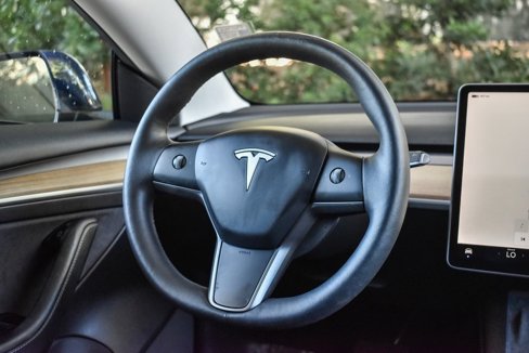 Used 2022 Tesla Model 3 image 13
