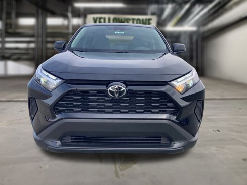 New 2025 Toyota RAV4 LE image 3