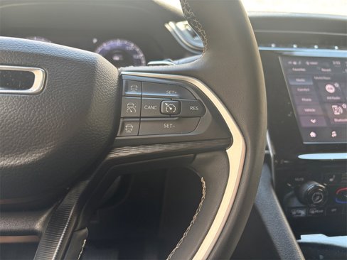 Used 2023 Jeep Grand Cherokee Altitude image 27