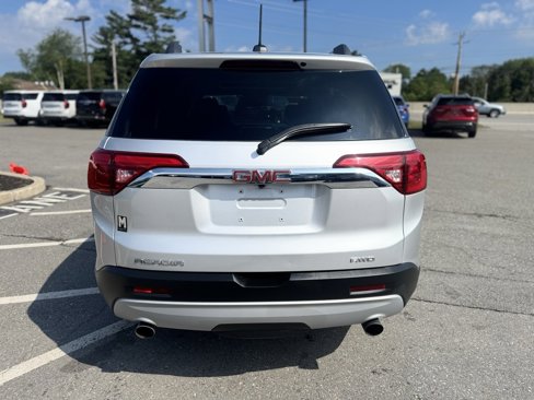 Used 2018 GMC Acadia SLE image 6