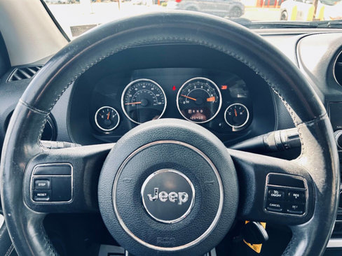 Used 2014 Jeep Compass Latitude w/ Sun/Sound Group image 15