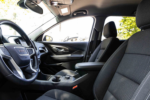 Used 2022 GMC Terrain SLE image 8