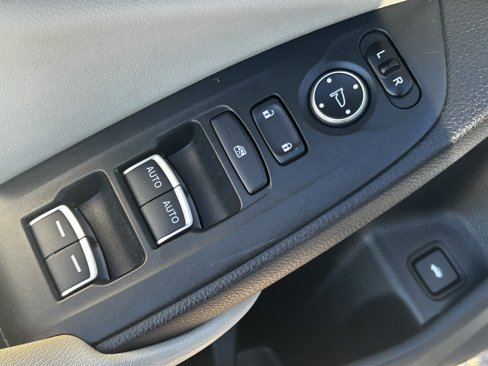 Used 2018 Honda Accord LX image 21