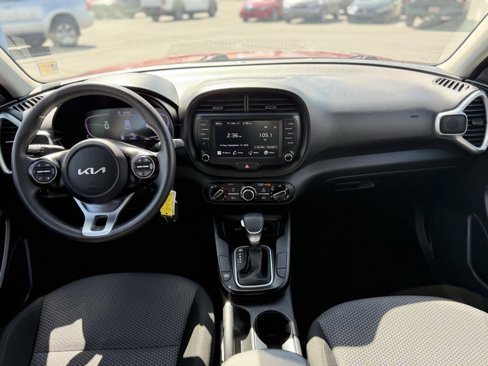 Used 2024 Kia Soul LX w/ Option Group 015 image 18