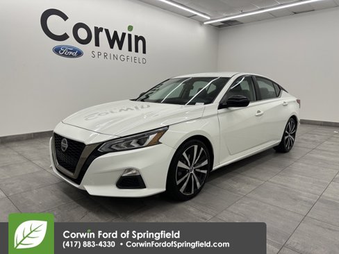 Used 2020 Nissan Altima 2.5 SR image 1