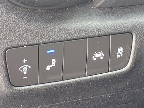 Used 2019 Hyundai Kona SEL image 19