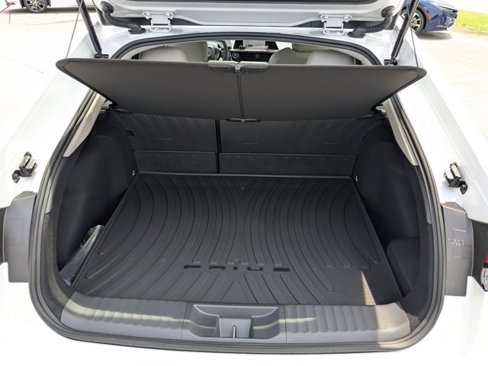 New 2025 Toyota Prius XLE image 26