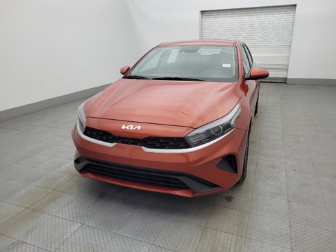 Used 2023 Kia Forte LXS image 15