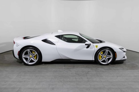 Used 2023 Ferrari SF90 Stradale image 5