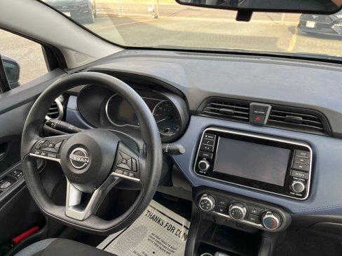 Used 2023 Nissan Versa SV image 32