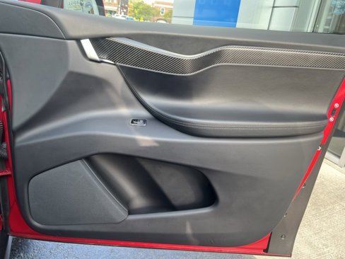 Used 2018 Tesla Model X image 14