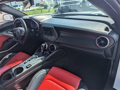Used 2019 Chevrolet Camaro LT image 15