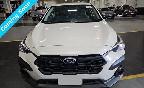 Used 2024 Subaru Crosstrek 2.0i image 1