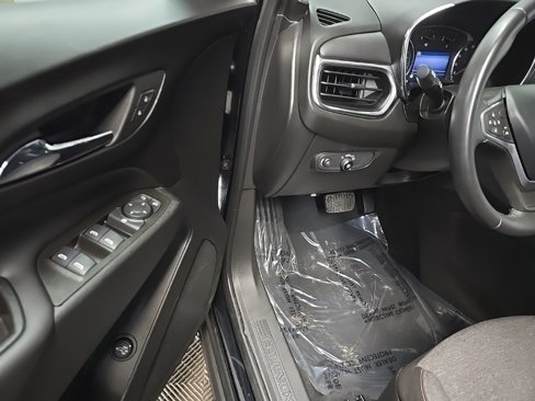 Used 2022 Chevrolet Equinox LT image 27