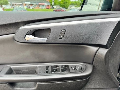 Used 2010 Chevrolet Traverse LT w/ Personal Connectivity Package image 13