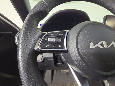 Used 2023 Kia Forte GT-Line w/ GT-Line Premium Package image 13