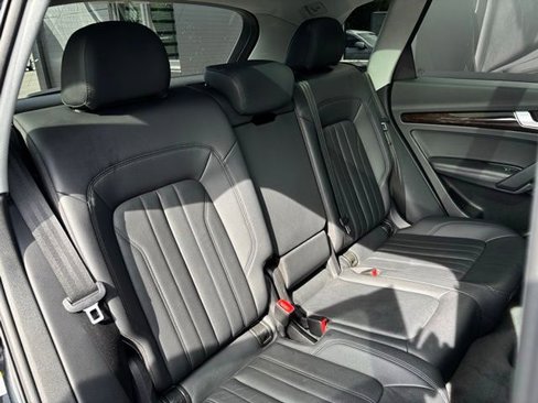 Used 2019 Audi Q5 2.0T Premium Plus w/ Premium Plus Package image 34