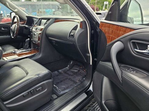 Used 2019 INFINITI QX80 Luxe image 10