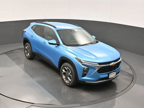 New 2025 Chevrolet Trax LT w/ Driver Confidence Package image 10