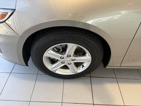 Used 2022 Chevrolet Malibu LS image 8