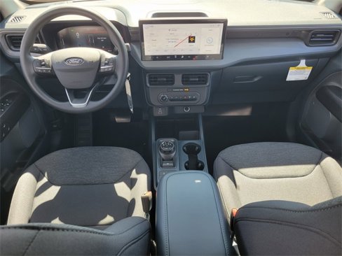 New 2025 Ford Maverick XL image 8