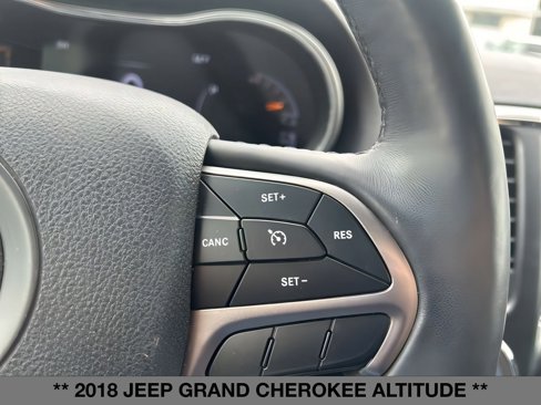 Used 2018 Jeep Grand Cherokee Altitude image 20