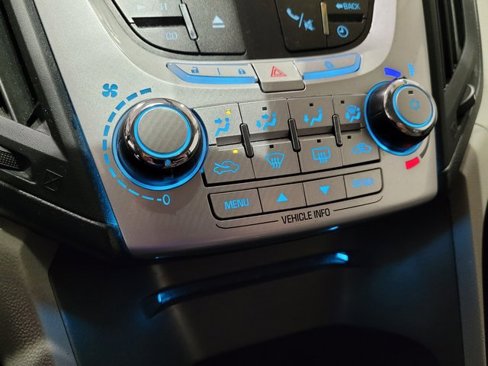 Used 2011 Chevrolet Equinox LS image 30