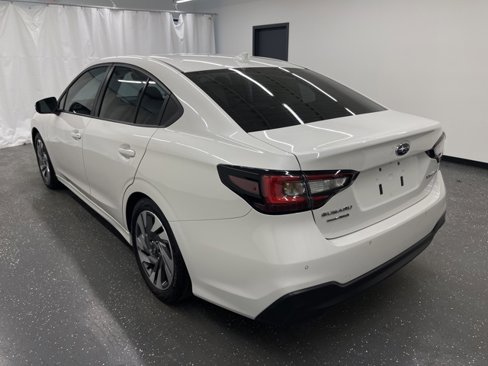 Used 2024 Subaru Legacy Limited image 3