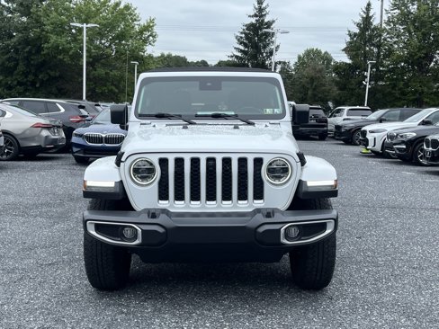 Used 2021 Jeep Wrangler Unlimited Sahara image 2