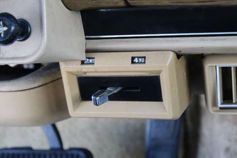 Used 1990 Jeep Grand Wagoneer image 64