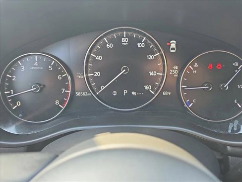 Used 2019 MAZDA MAZDA3 Hatchback w/ Premium Package image 8