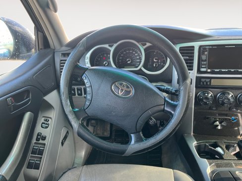 Used 2004 Toyota 4Runner Limited image 12