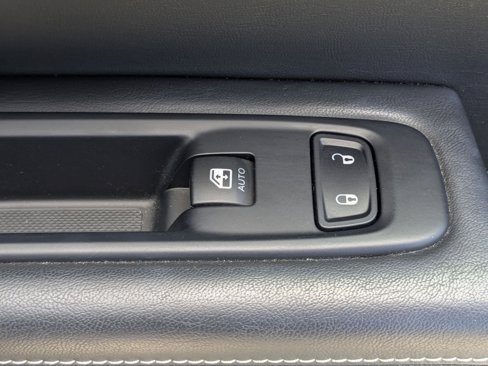 Used 2021 Jeep Compass Latitude image 36