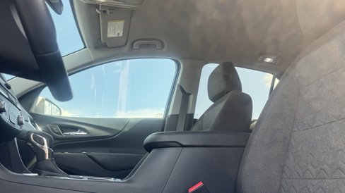 Used 2023 Chevrolet Equinox LT image 12