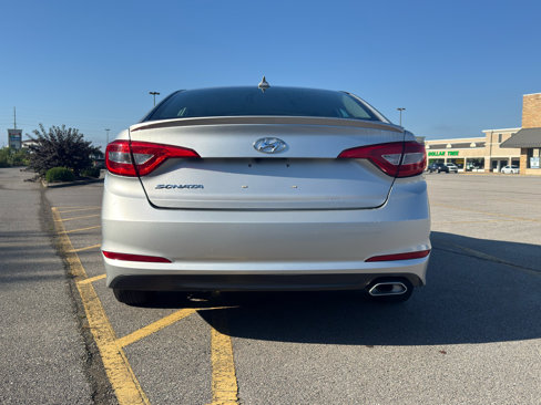 Used 2017 Hyundai Sonata SE image 4