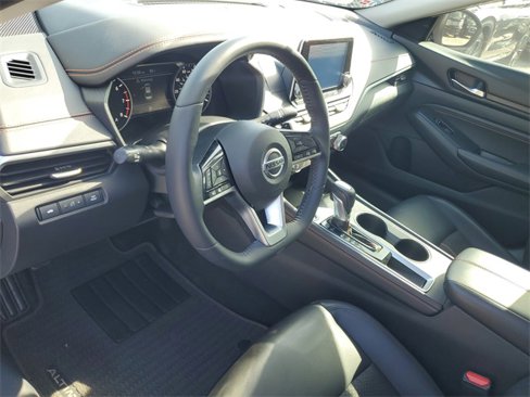 Used 2019 Nissan Altima 2.5 SR image 18