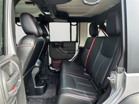 Used 2017 Jeep Wrangler Unlimited Rubicon image 15