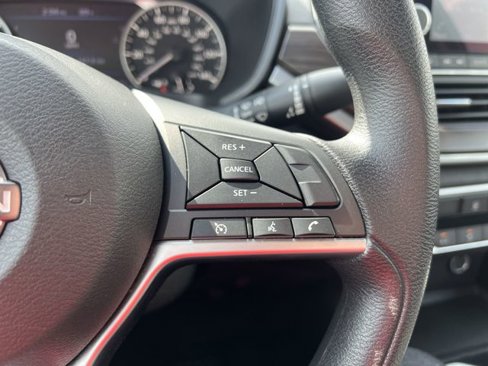 Used 2024 Nissan Altima 2.5 SV image 26